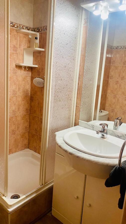 Font-Romeu : T2 Avec Grande Terrasse Et Garage Apartman Kültér fotó